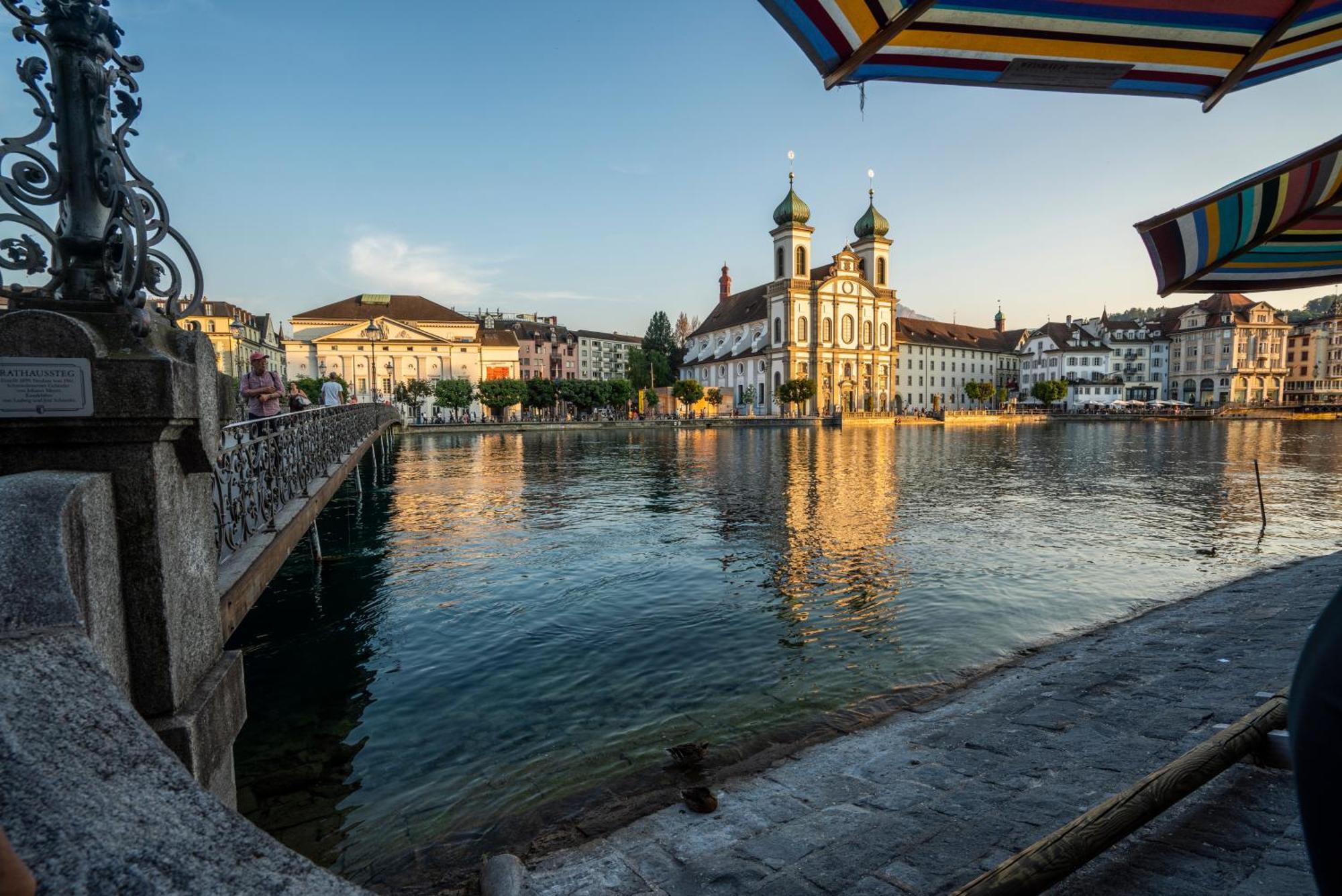 Glandon Rooms Limelight - Self-Check-In Lucerne Exterior photo